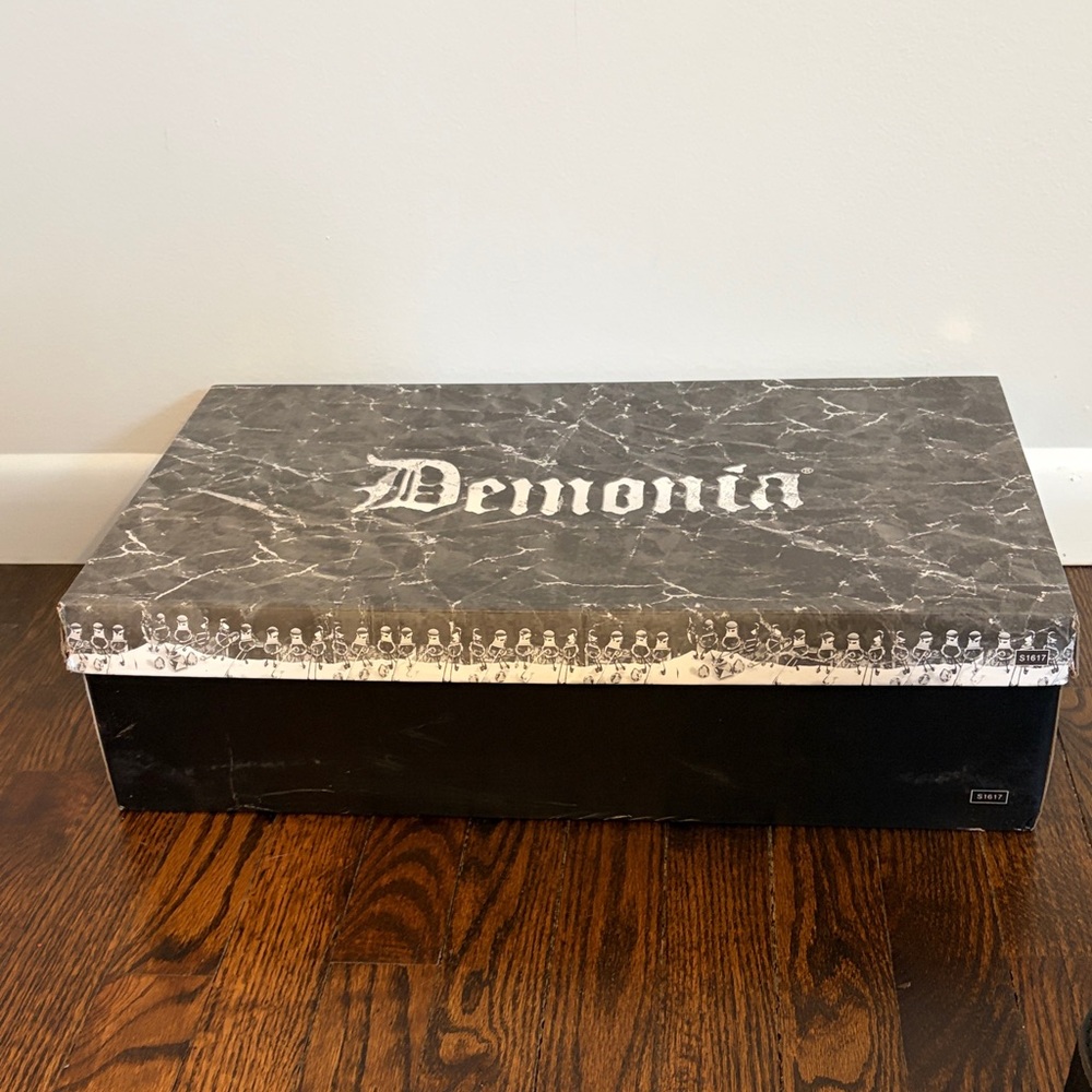 Demonia Black Platform Buckle Boots Size 8 - Picture 6 of 9